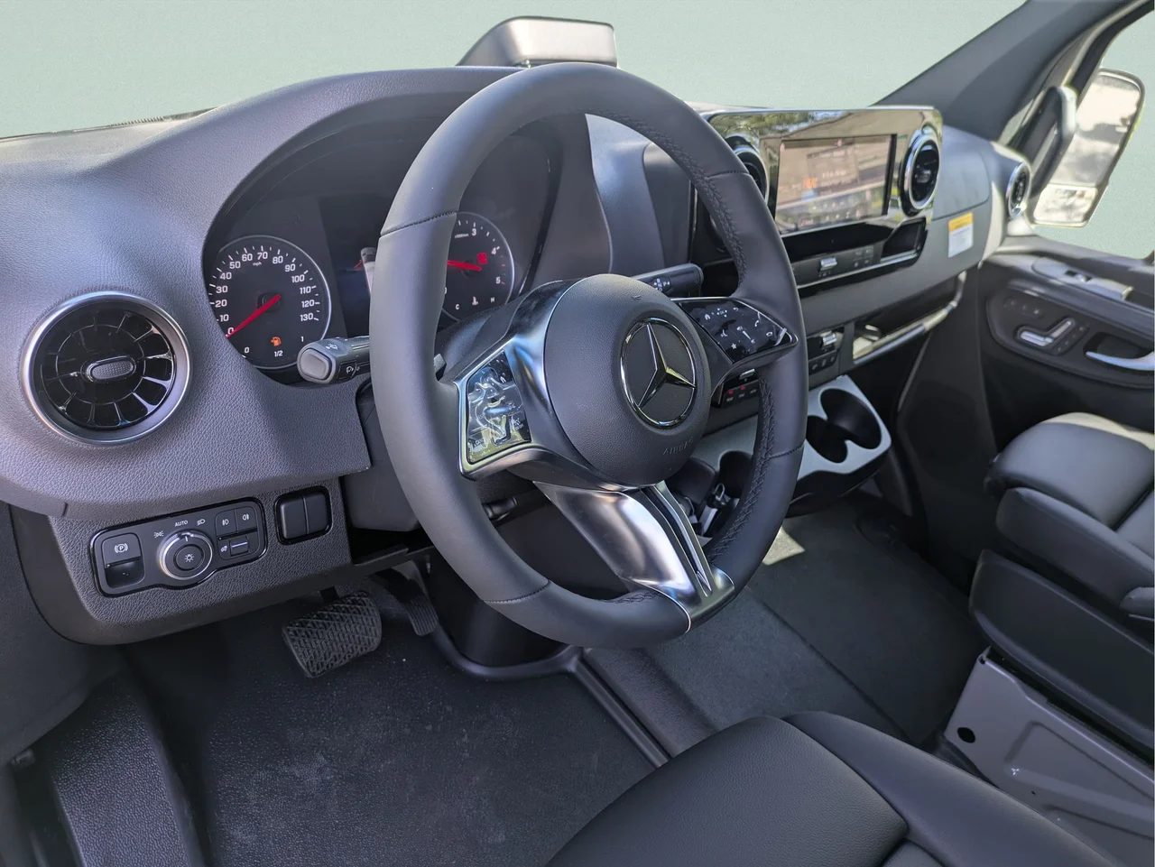 New 2026  Mercedes-Benz Passenger 144 WB 4MATIC® image 6