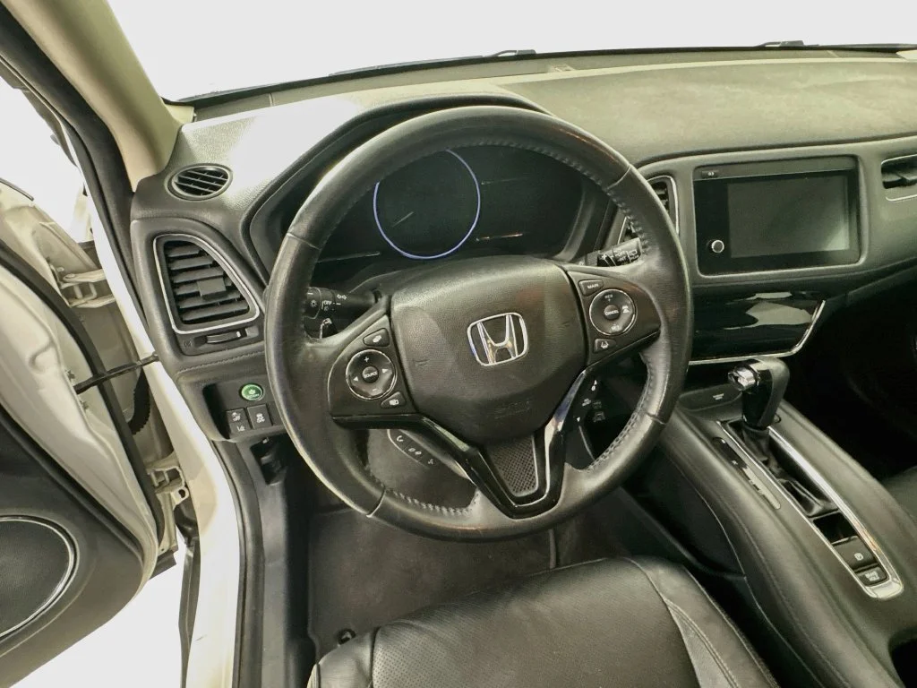 Certified Used 2019 Platinum White Pearl Honda EX-L image 14