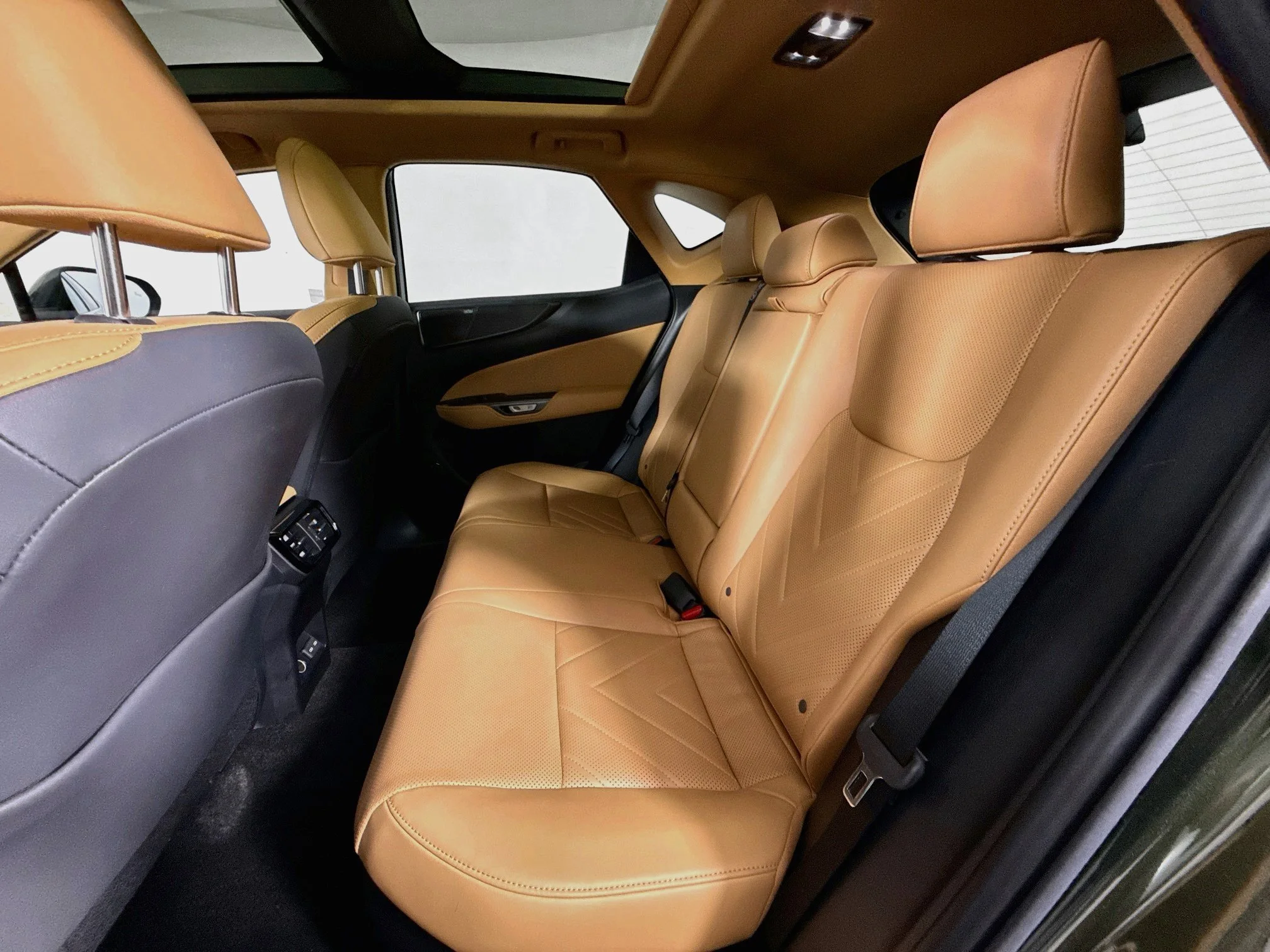 Certified Used 2024 Nori Green Pearl Lexus 350h Luxury image 23