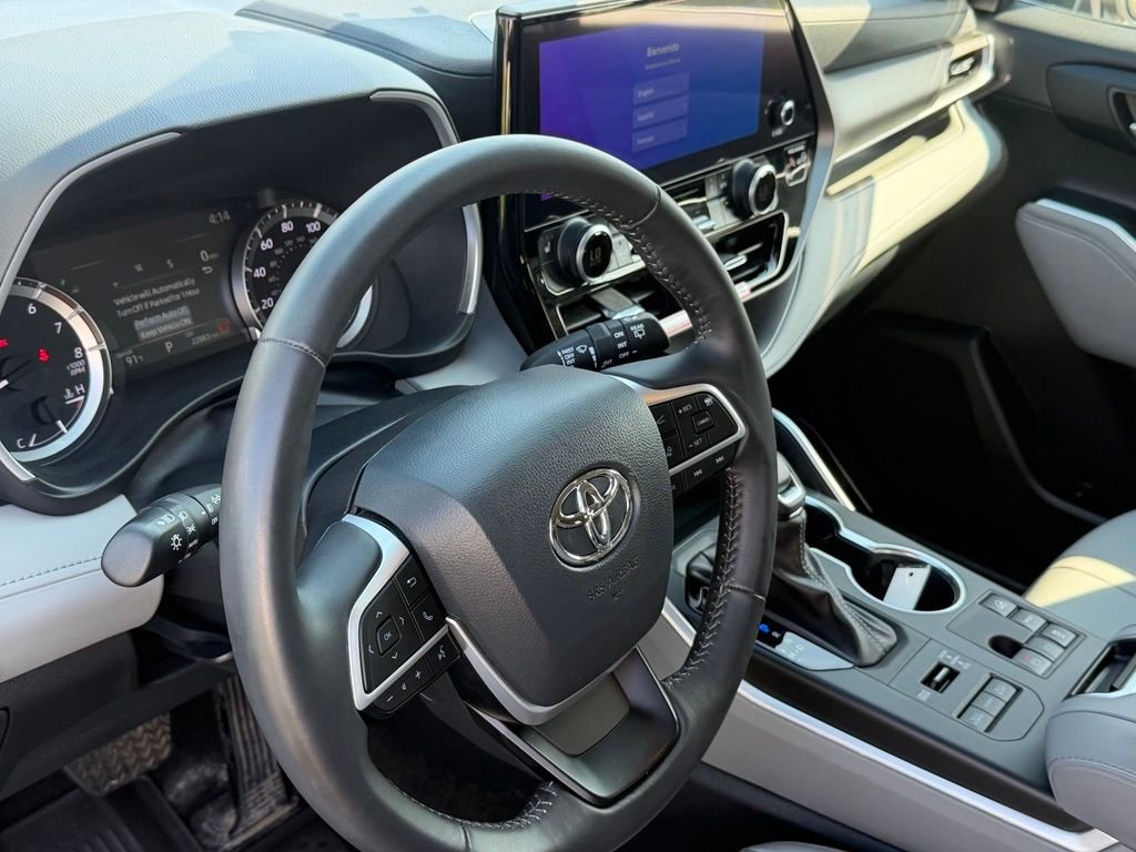 Used 2024 Beige Toyota XLE image 19