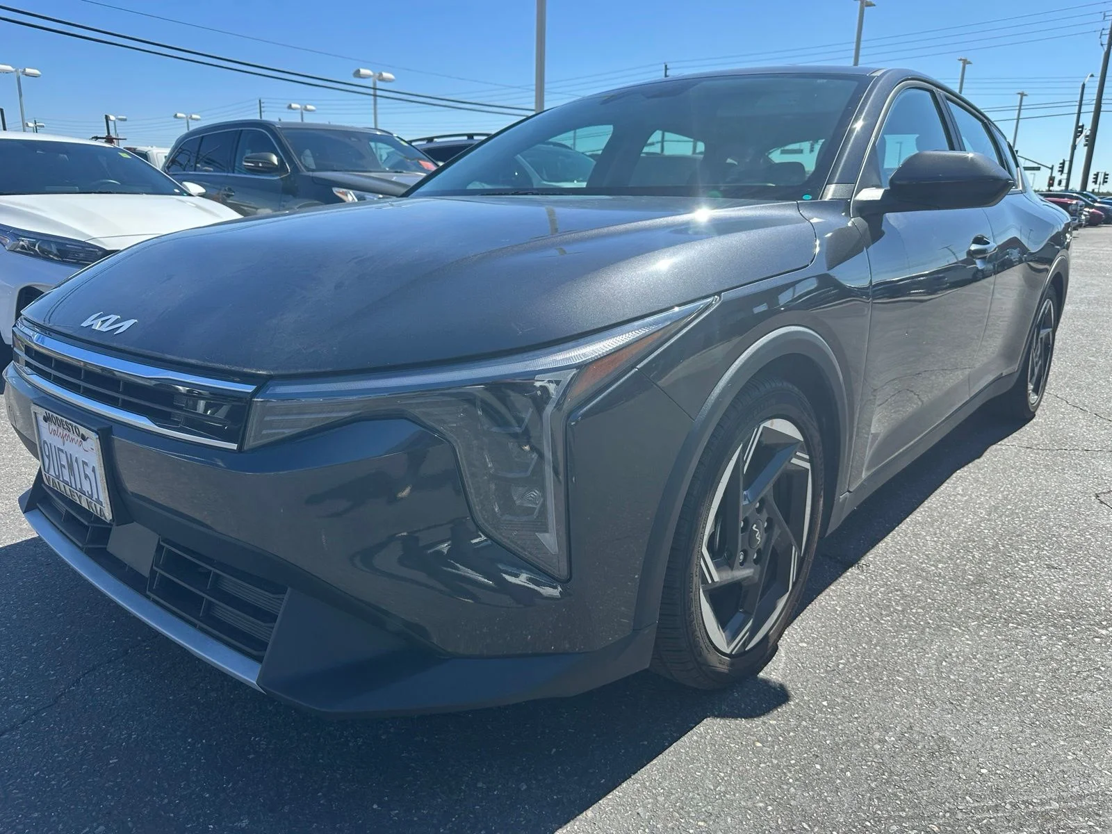 2025 Kia K4 EX AT's photo