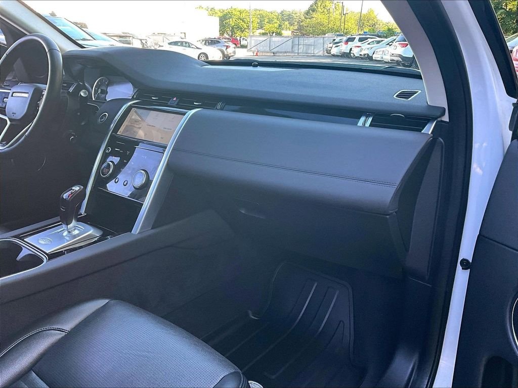 Used 2023 White Land Rover S image 13