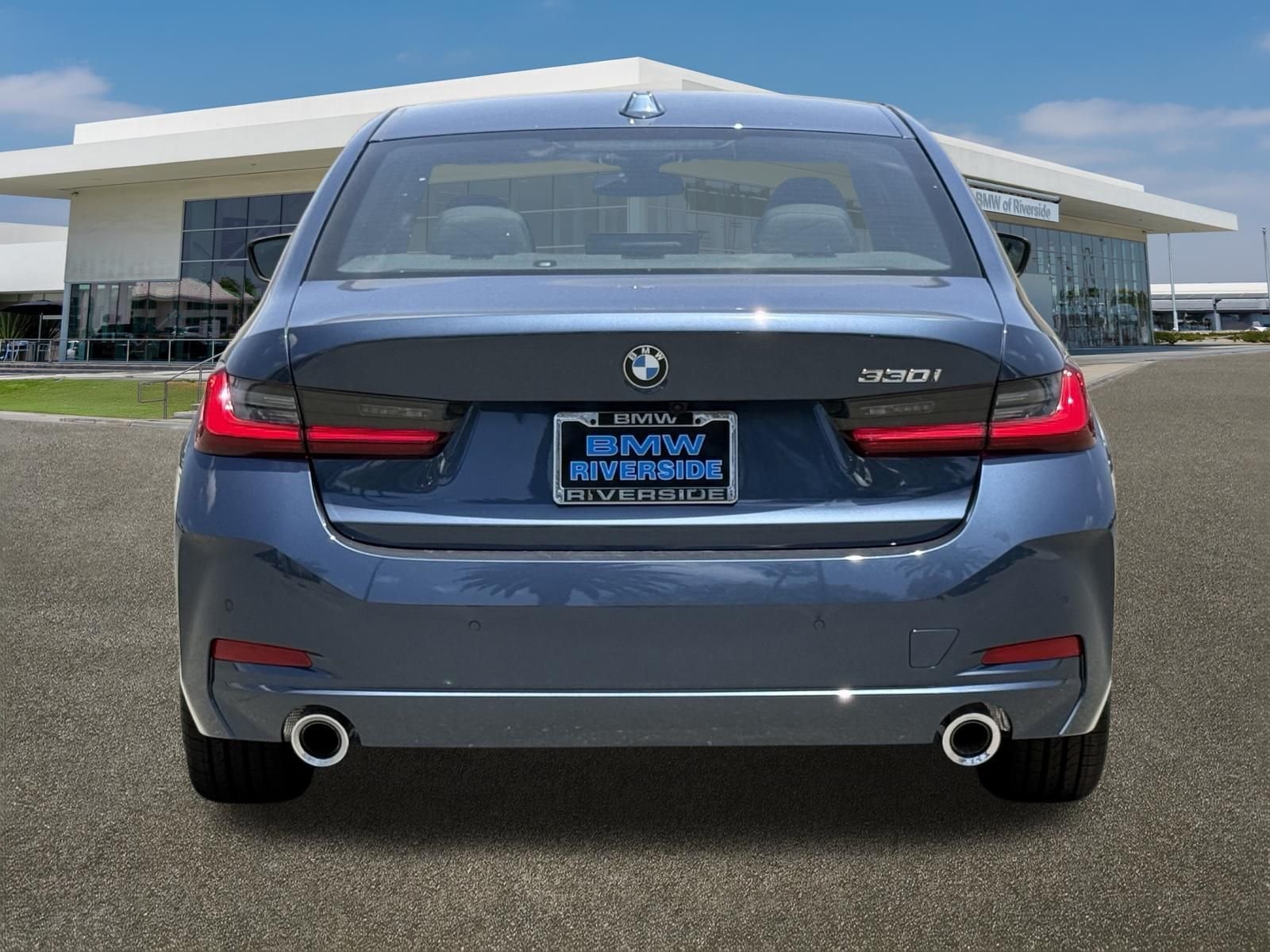 New 2026 Arctic Race Blue metallic BMW 330i image 9