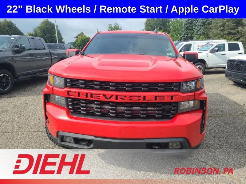 Used 2019 Red Chevrolet Custom image 3