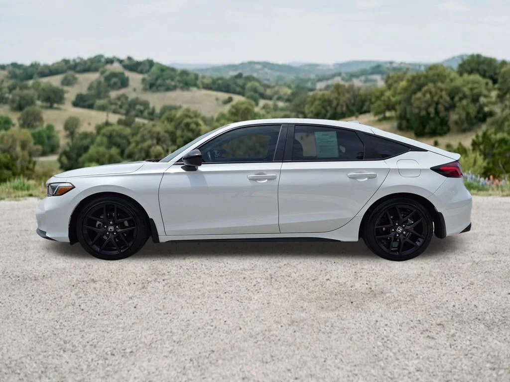 Used 2025 White Honda Sport image 5
