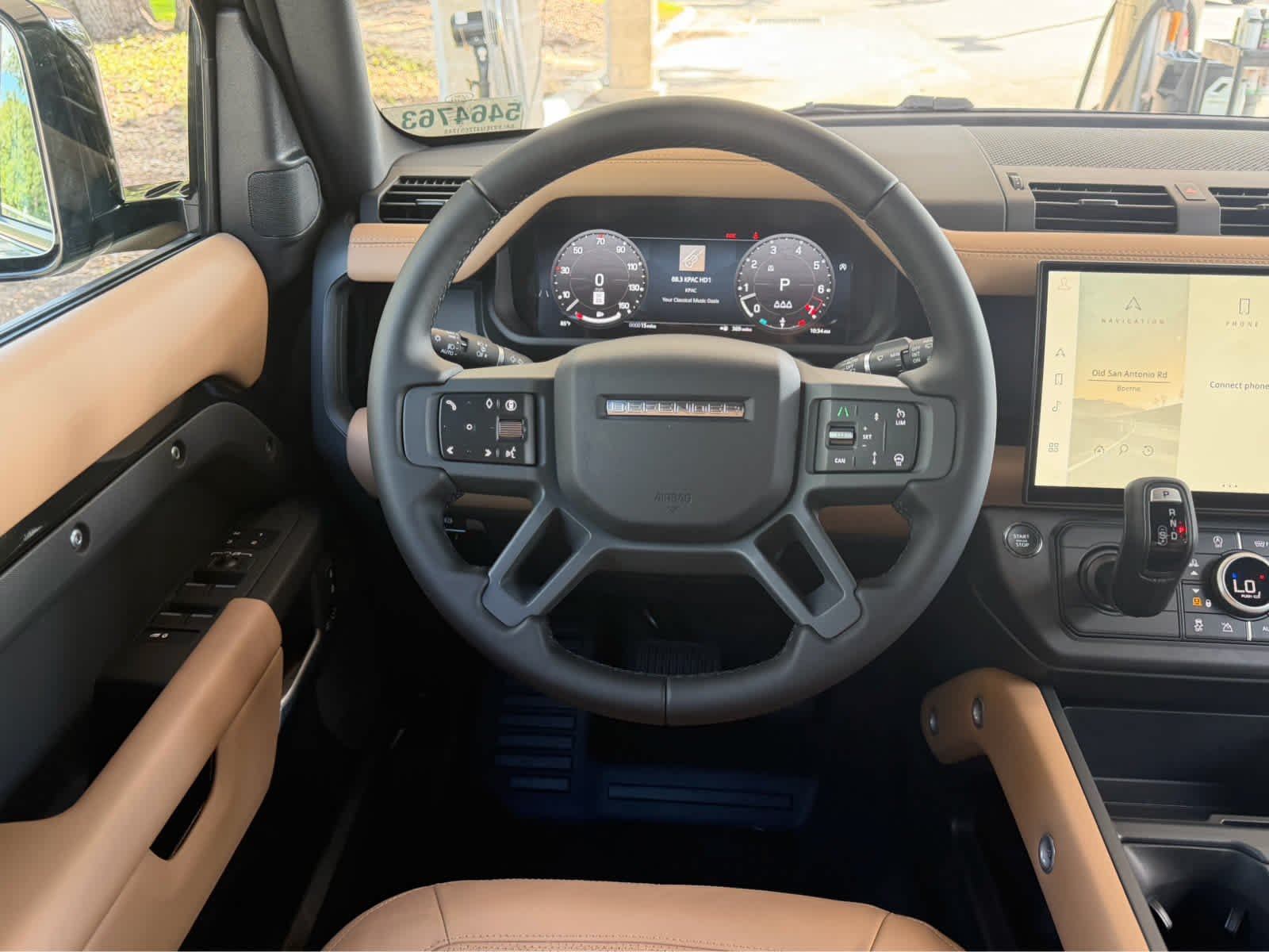 New 2026 Santorini Black Land Rover X-Dynamic SE image 14