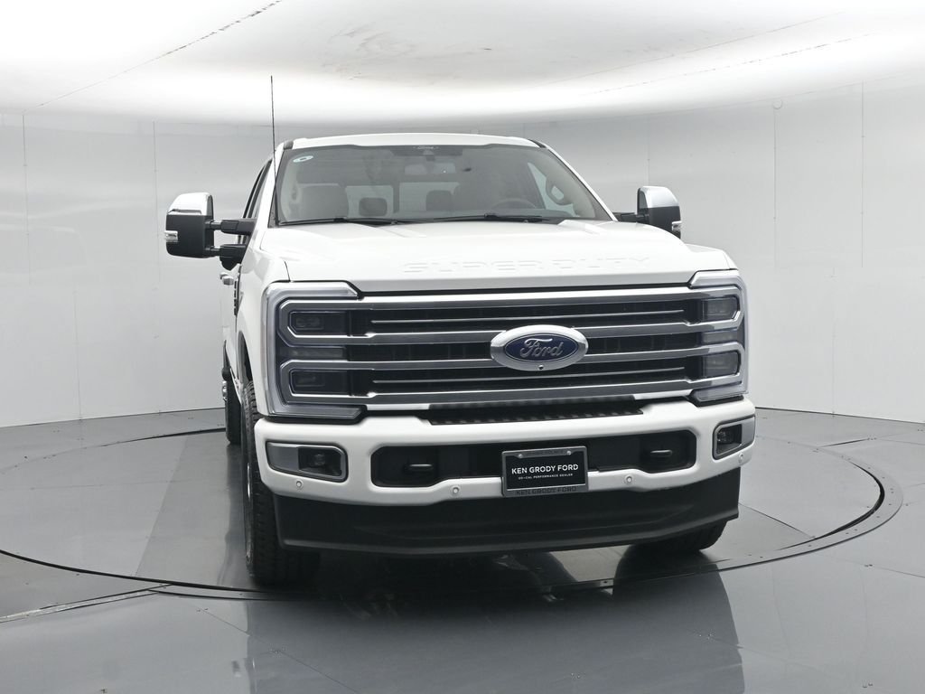 New 2026 Star White Metallic Tri-Coat Ford Platinum image 31