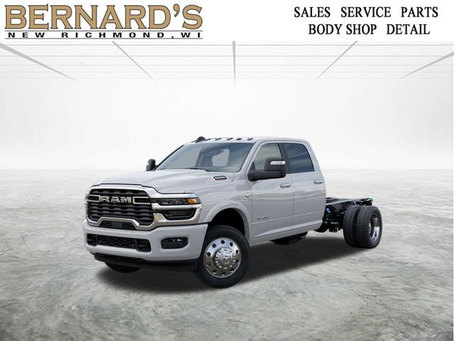 2026 RAM 5500 Big Horn 4X4 Crew Cab DRW 173" WB's photo