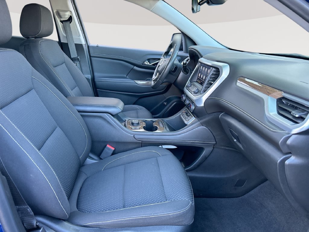 Used 2023 Blue GMC SLE image 28