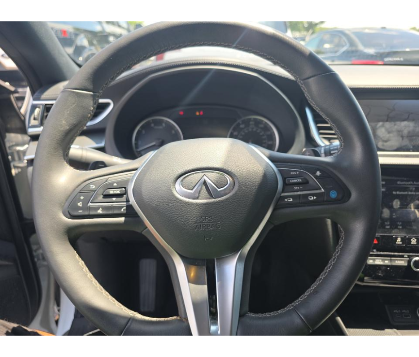 Certified Used 2025 White INFINITI ESSENTIAL image 7