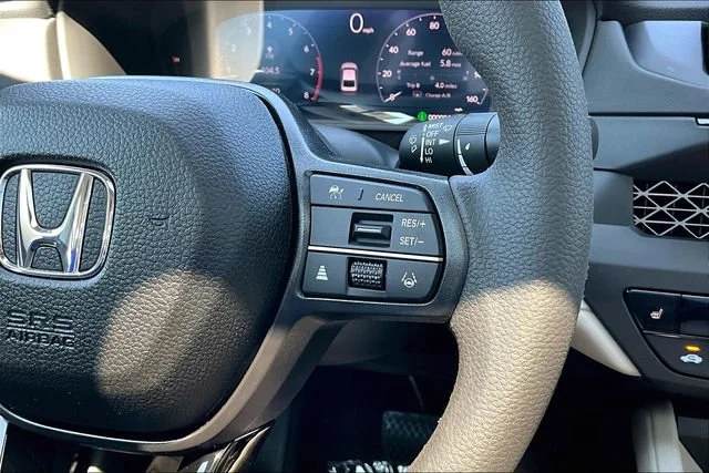 2025 Honda Accord SE - Photo 20