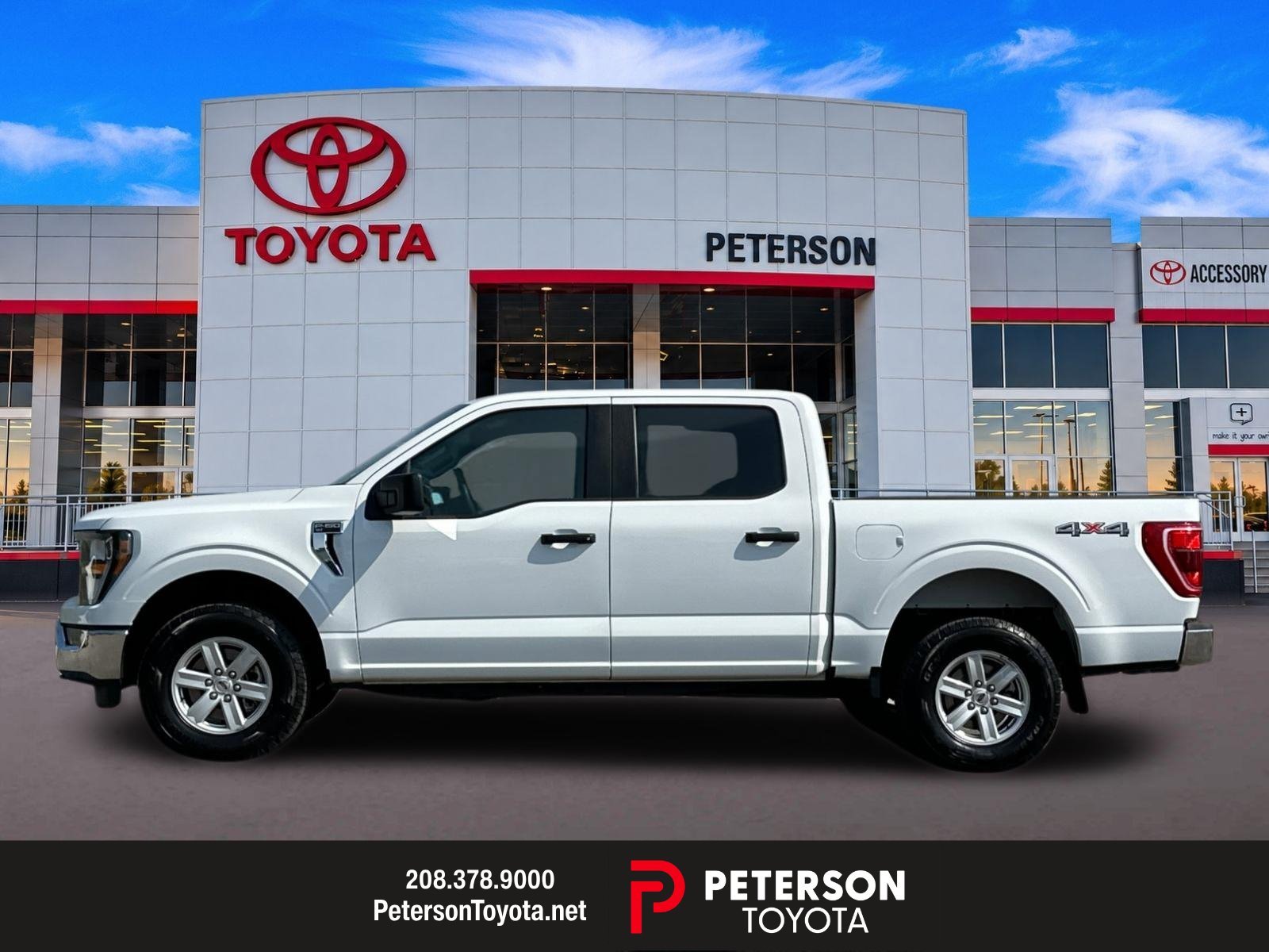 Used 2023  Ford XLT image 6