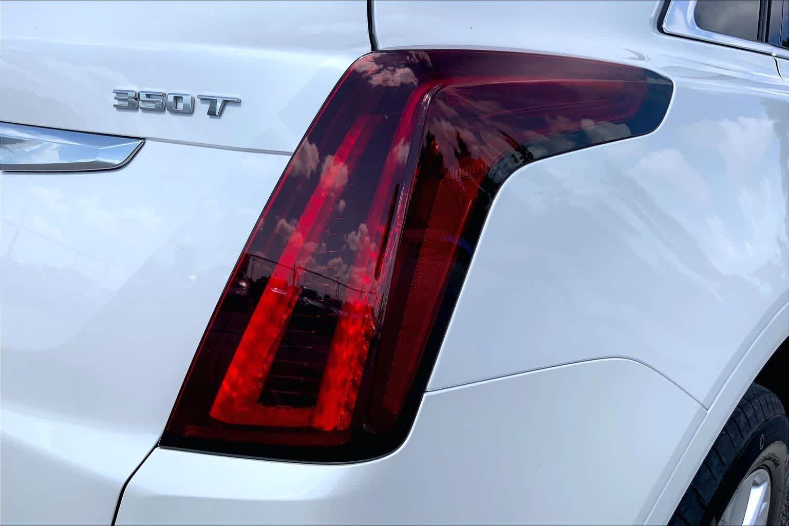 Used 2025 Crystal White Tricoat Cadillac FWD Luxury image 30