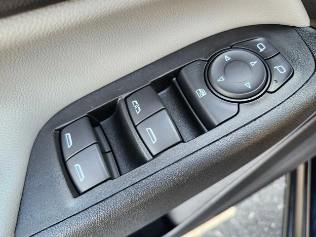 Used 2021 Blue Chevrolet LS image 39