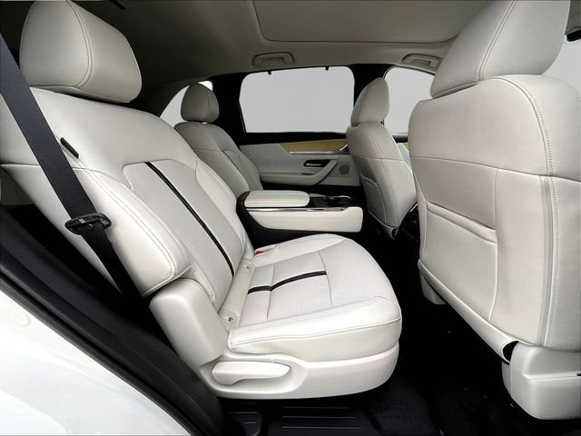 New 2026 Rhodium White Premium Mazda 3.3 Turbo S Premium Plus AWD image 24