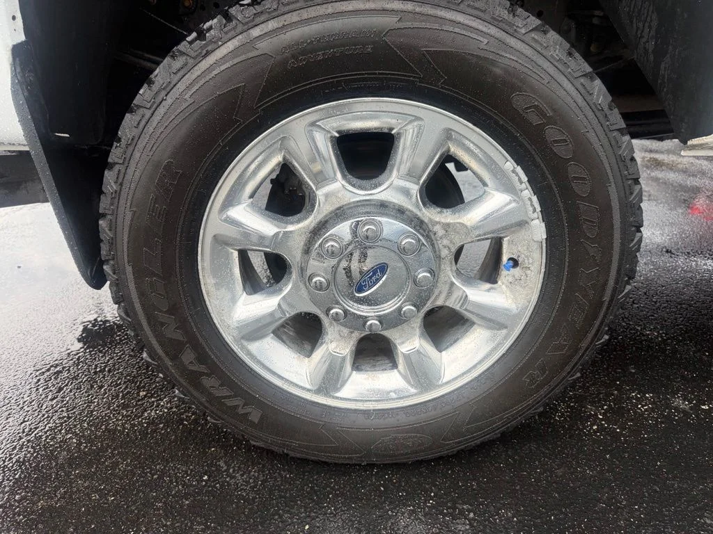Used 2016 Oxford White Ford Lariat image 56