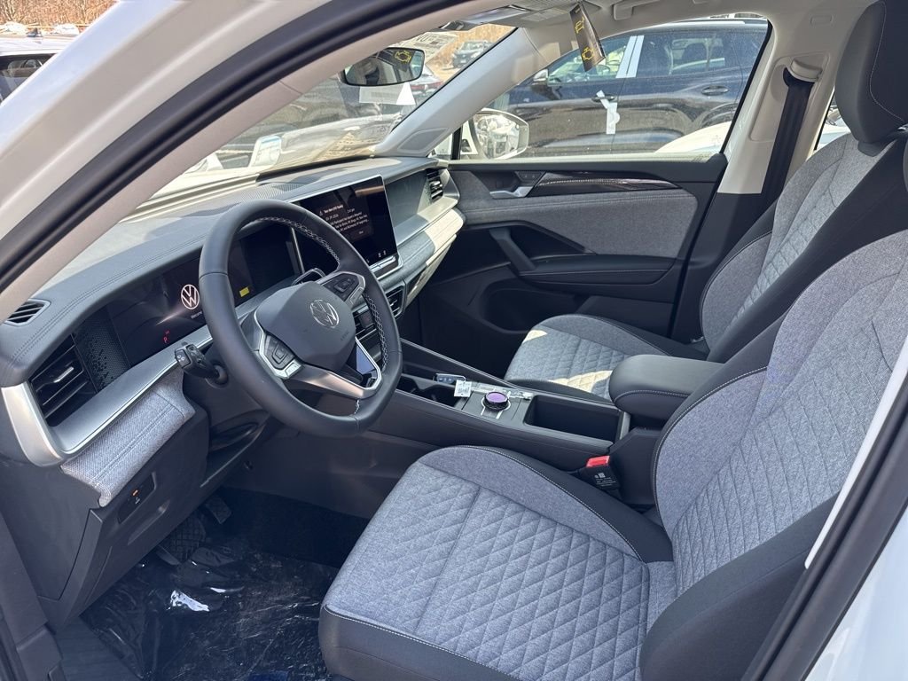 New 2025 White Volkswagen 2.0T S image 17
