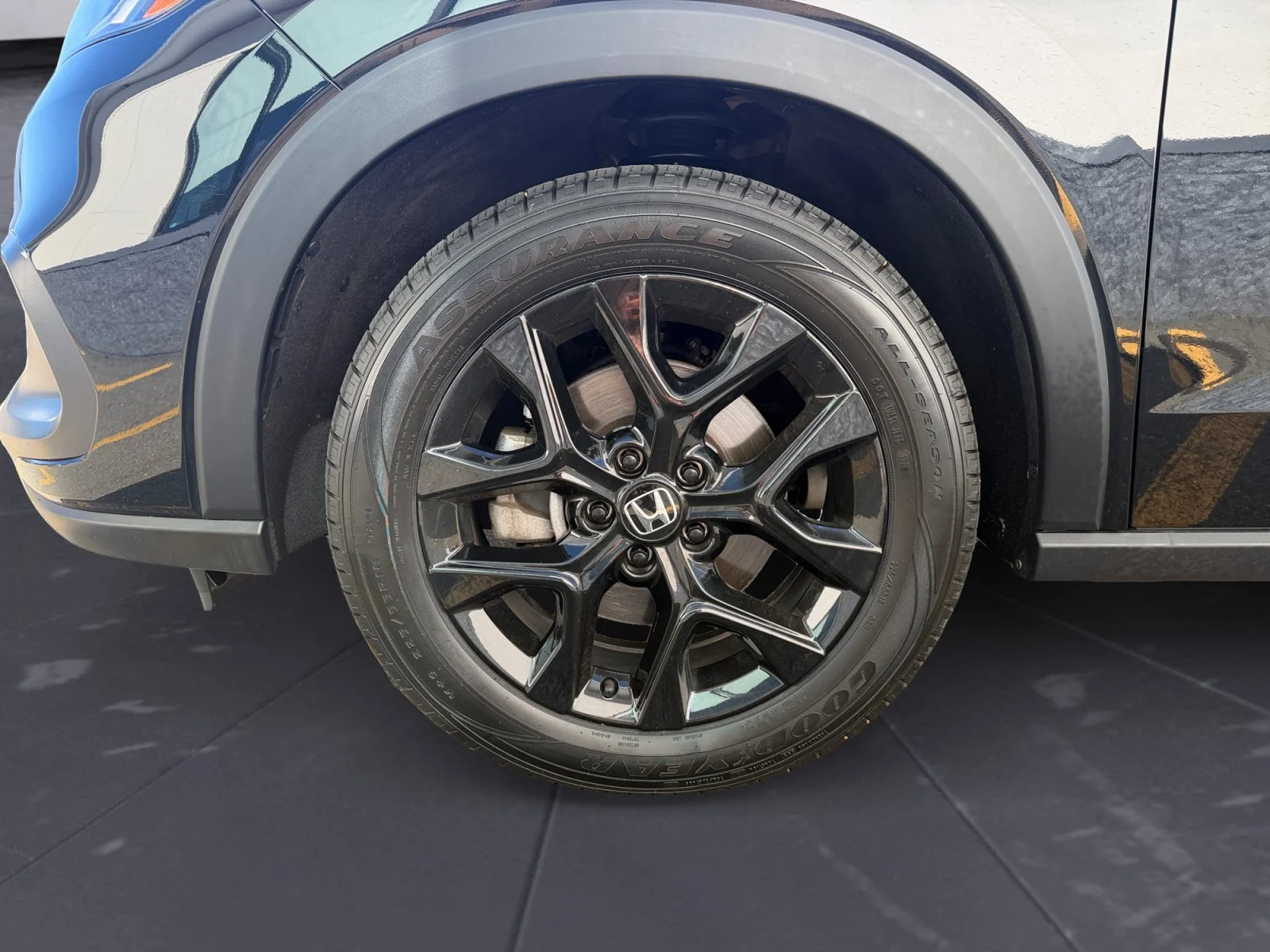 Used 2025 Crystal Black Pearl Honda Sport image 42