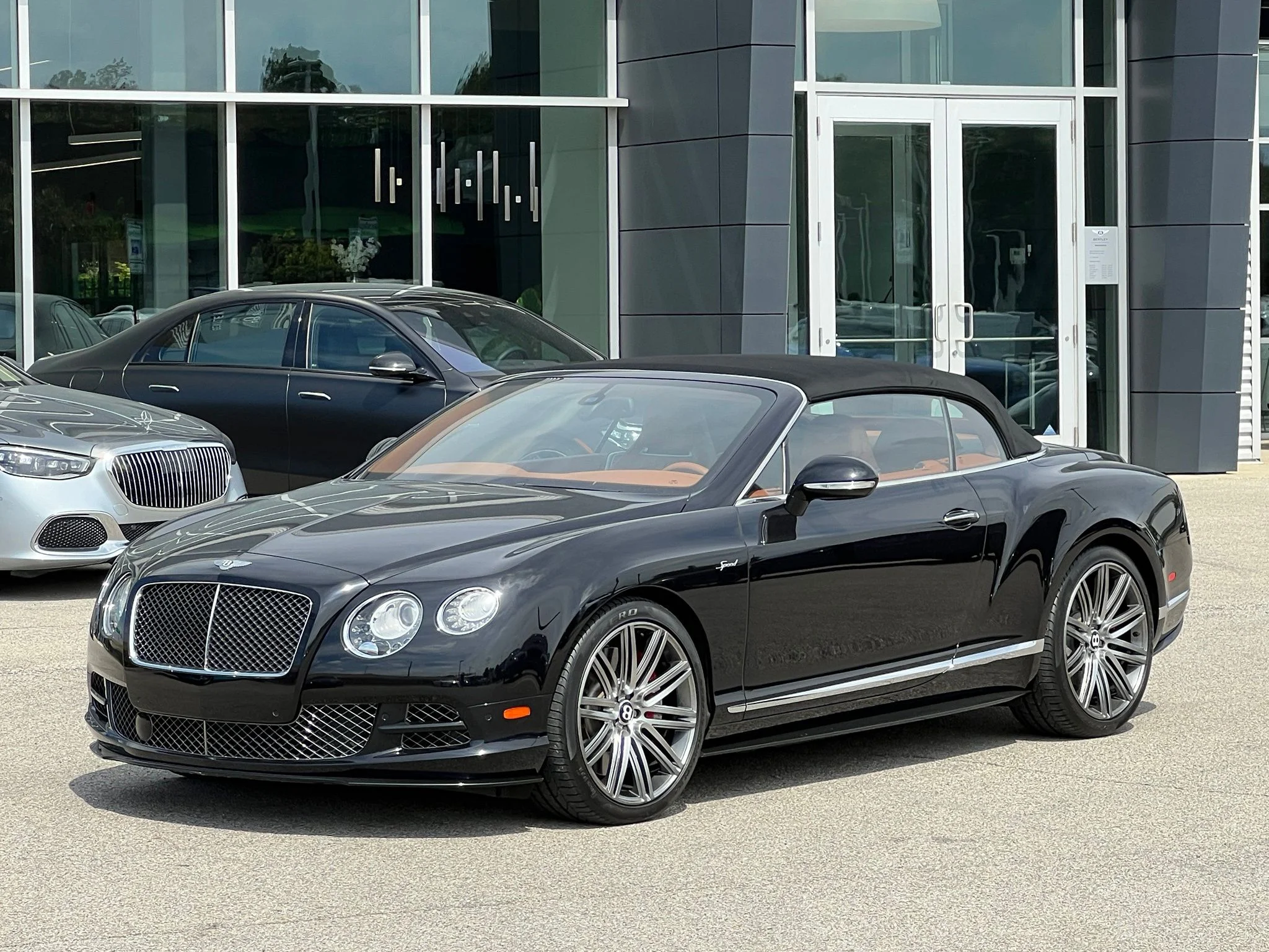 Used 2015  Bentley Speed image 14