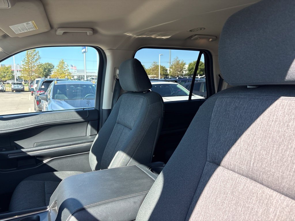 Used 2024 Gray Ford XLT image 5