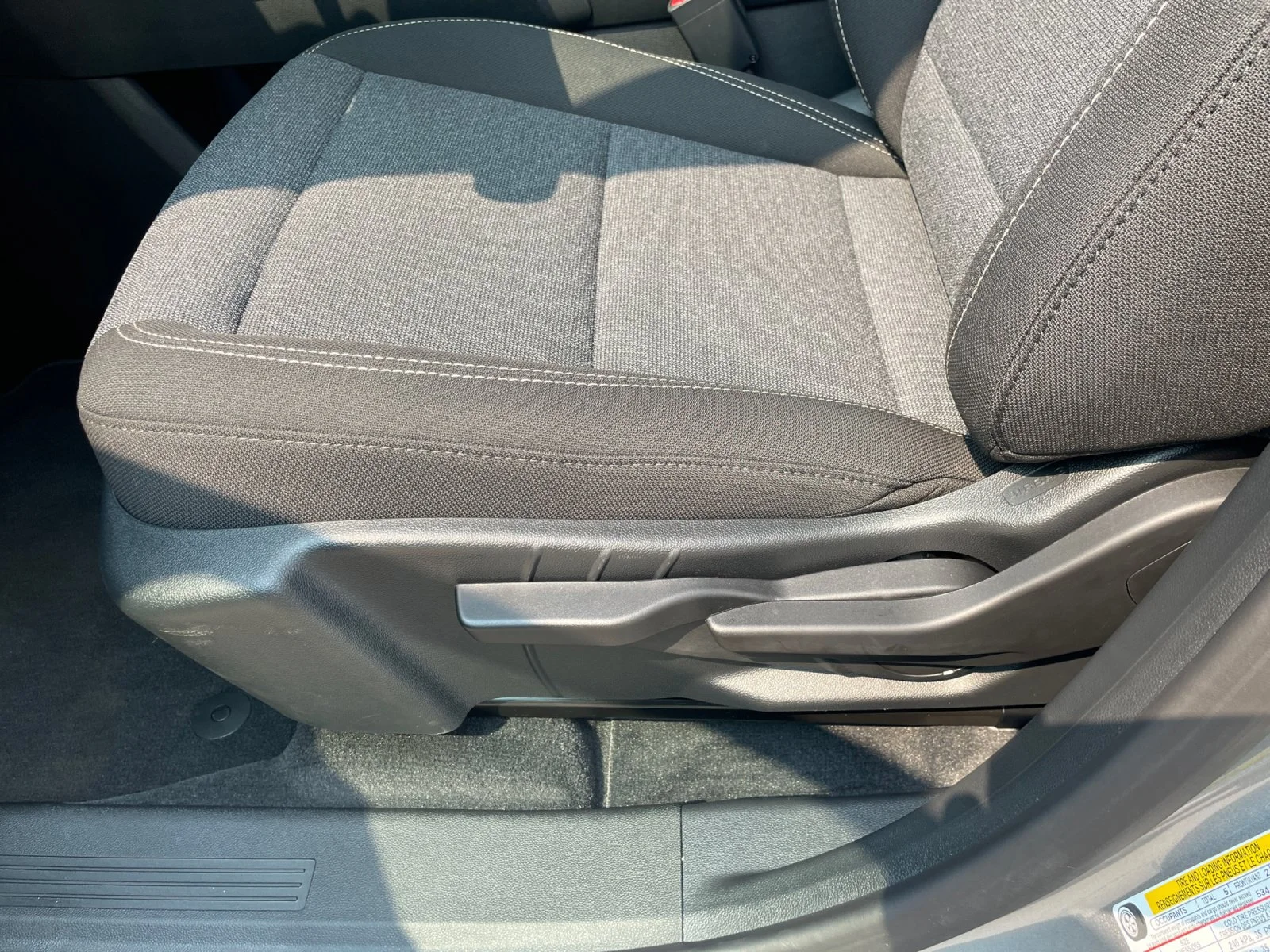 New 2027 Sterling Metallic GMC AWD Elevation image 14