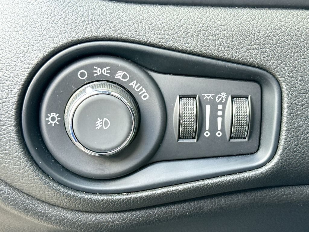 Certified Used 2023 Graphite Gray Jeep Limited image 11
