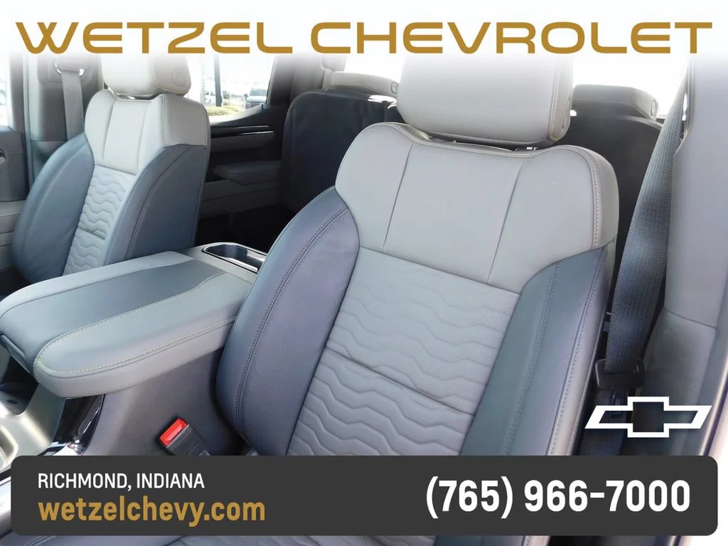 New 2026 Summit White Chevrolet ZR2 image 21