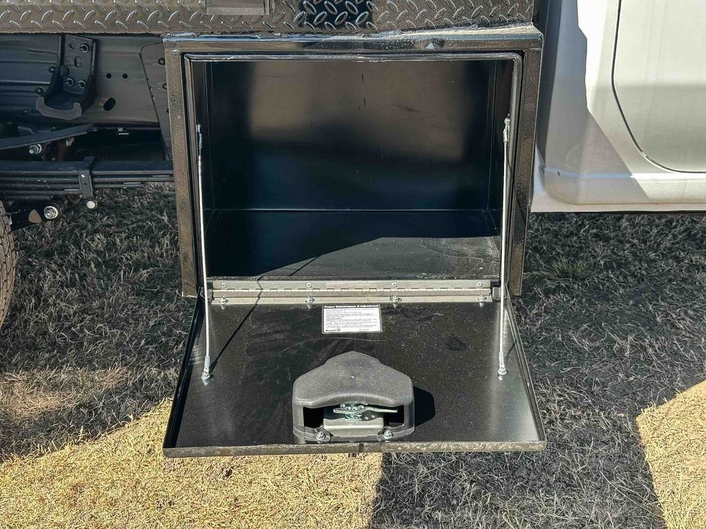 2026 Chevrolet Silverado 3500 HD Work Truck - Photo 6