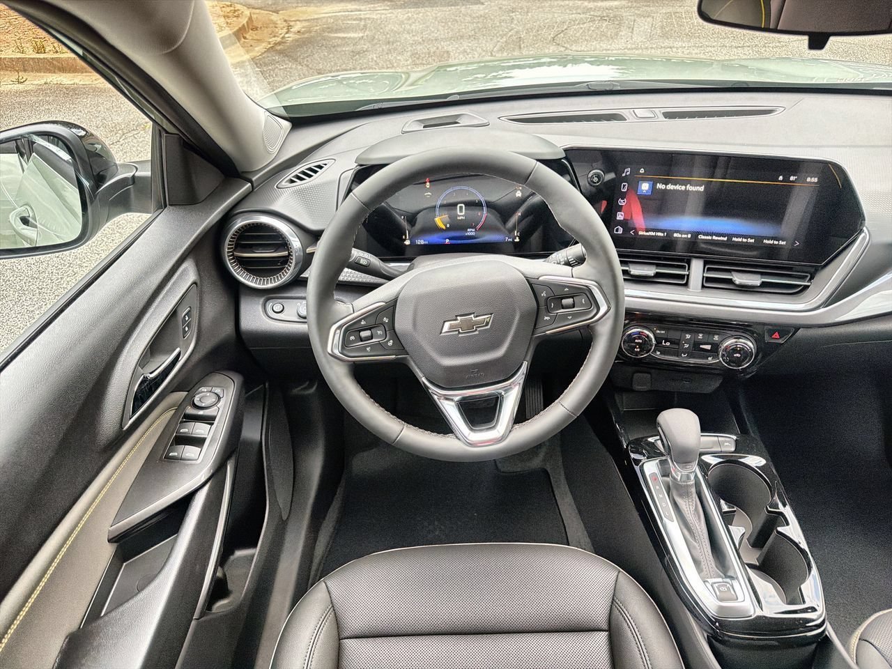 2026 Chevrolet Trax Activ - Photo 10