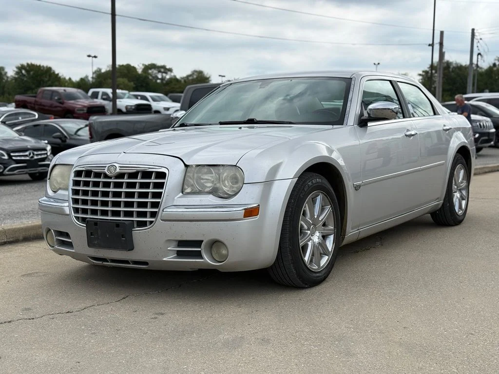 Used 2007 Silver Chrysler Base image 2