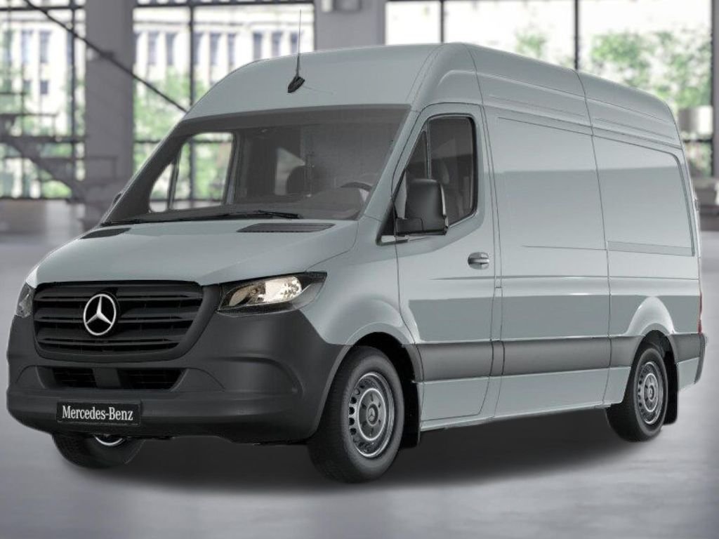 New 2025  Mercedes-Benz Cargo 144 WB image 1