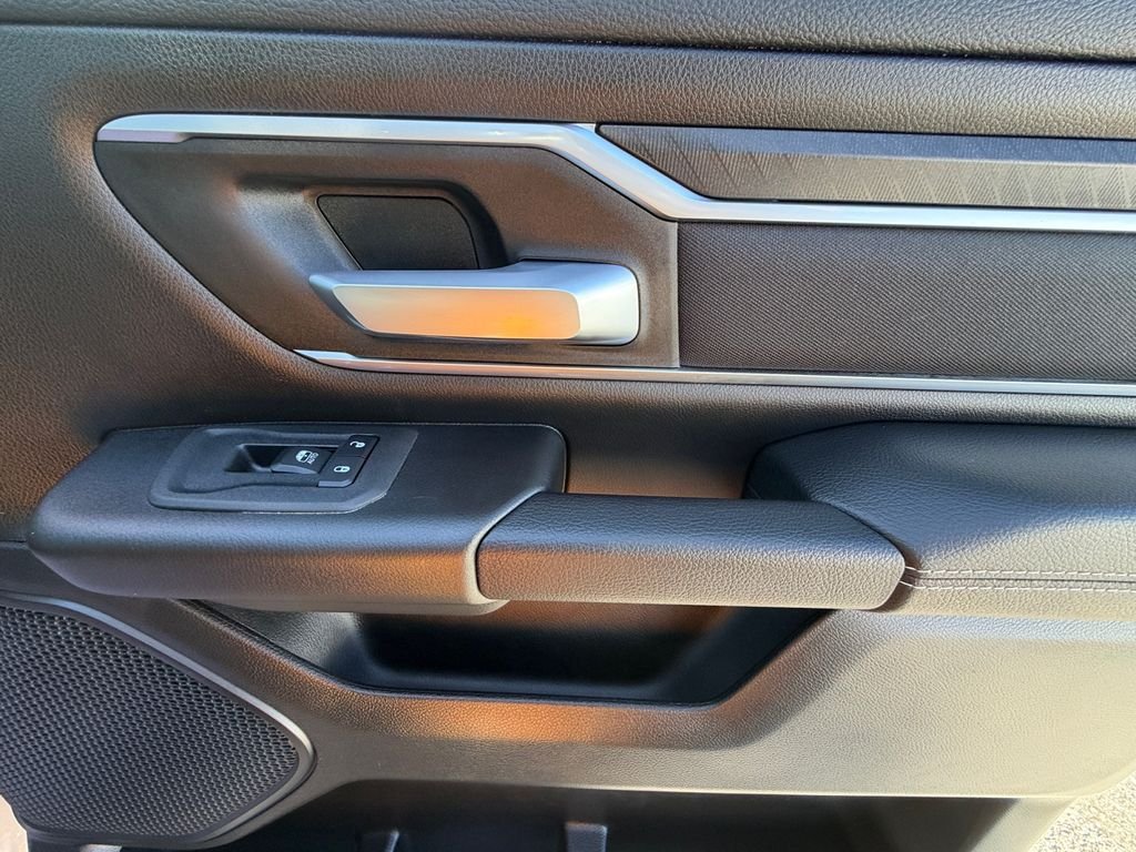 2025 RAM 1500 Big Horn/Lone Star - Photo 25