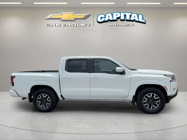 Used 2024 White Nissan SL image 6