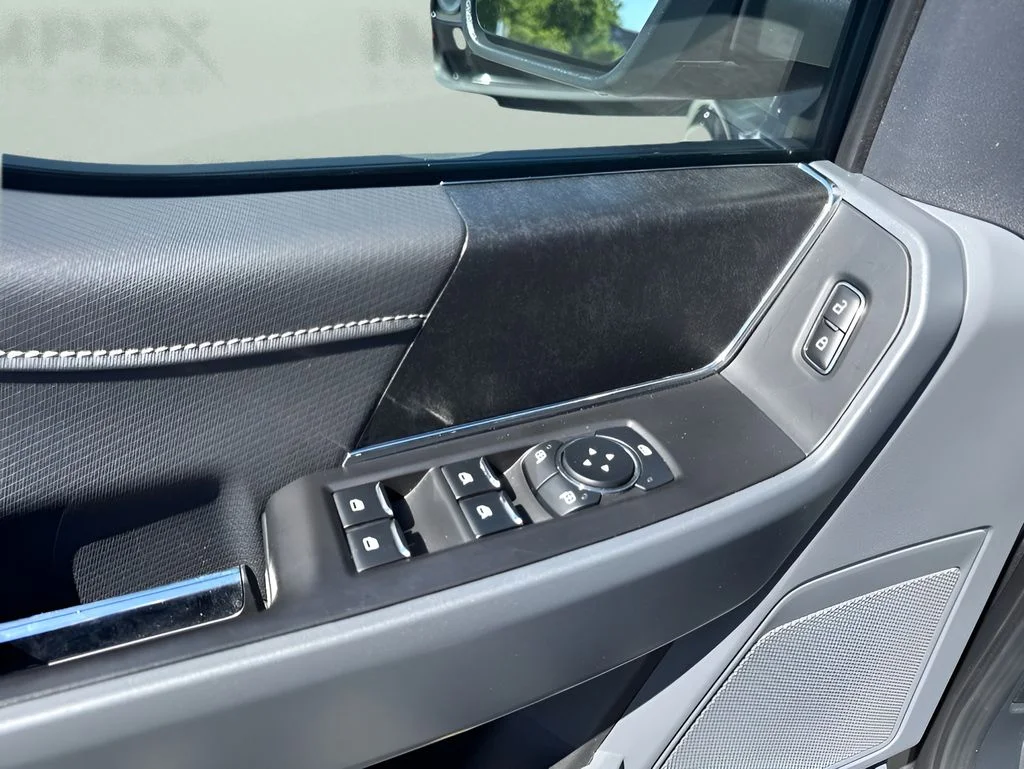 Used 2023 Gray Ford XLT image 26