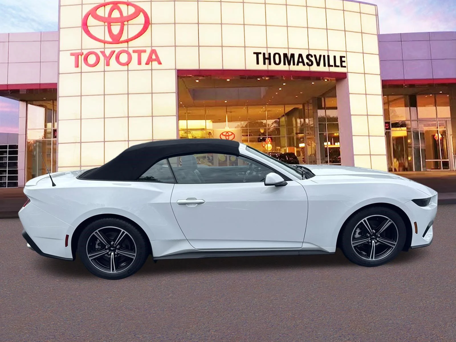 Used 2025 Oxford White Ford EcoBoost Premium image 8