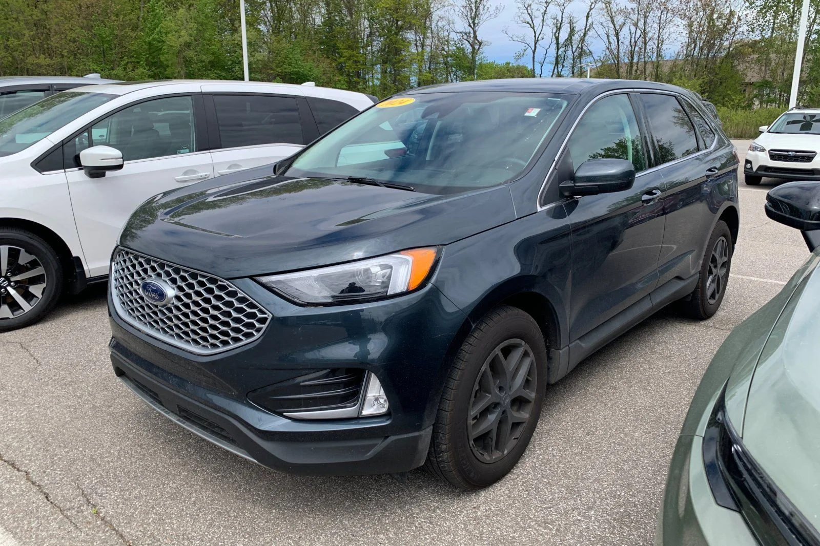 2024 Ford Edge SEL AWD's photo