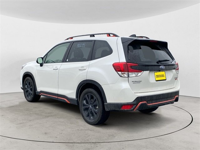 2024 Subaru Forester Sport photo 2