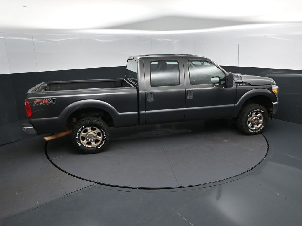 Used 2016 Gray Ford XL image 35