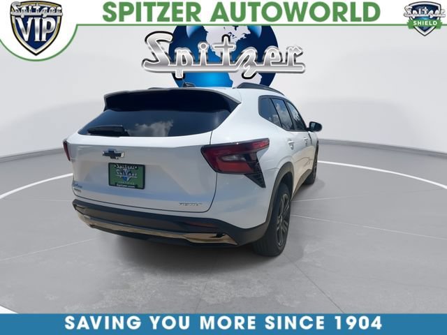 Used 2024 Summit White Chevrolet ACTIV image 9