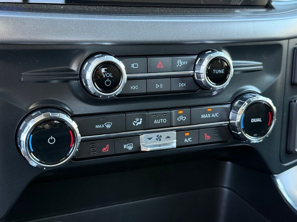 New 2026 Avalanche Ford XLT image 10