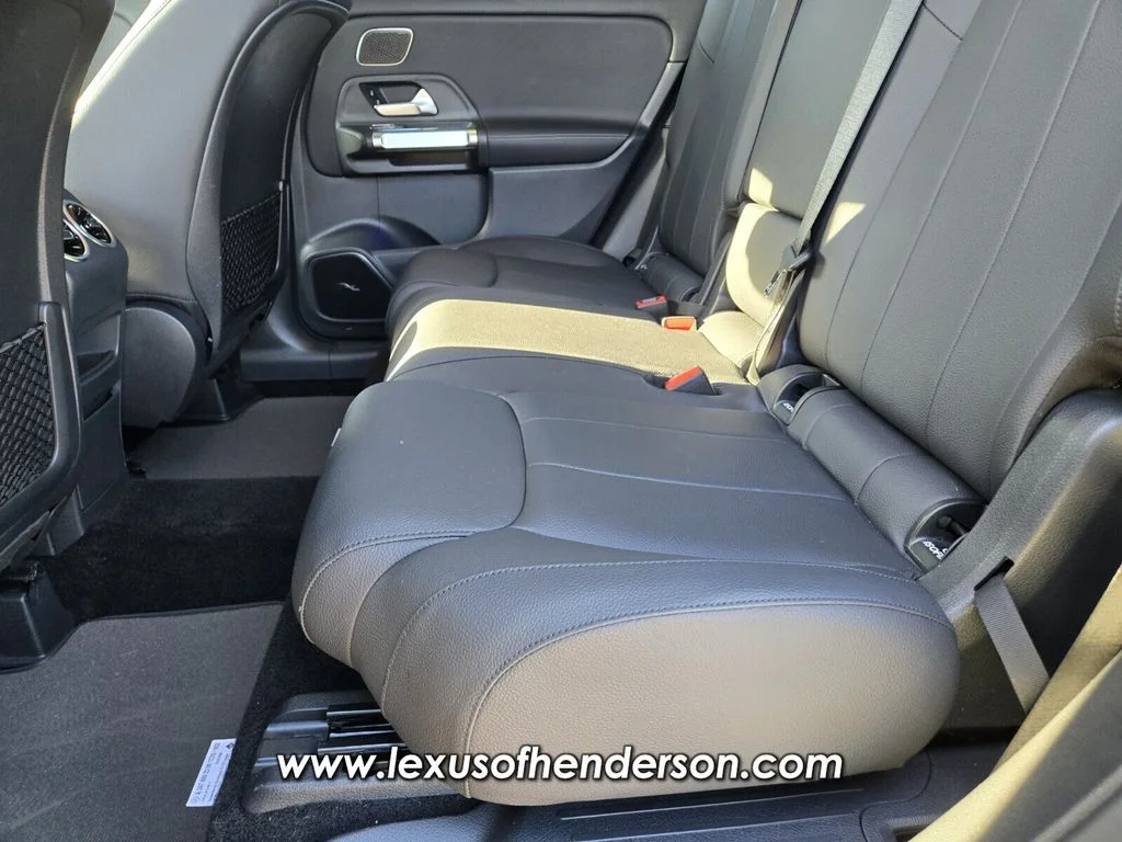 Used 2022 Black Mercedes-Benz GLB 250 image 10