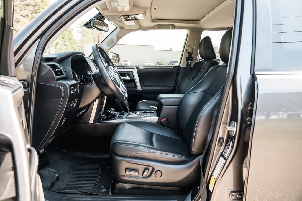 2023 Toyota 4Runner Limited - Photo 25