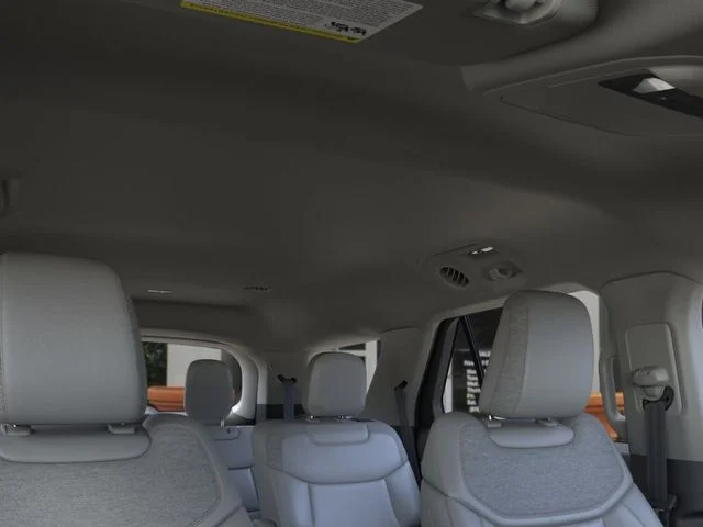 Used 2025 Vapor Blue Ford Active image 22