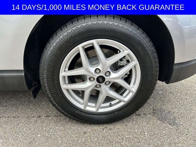 Certified Used 2024 Silver Ford SEL image 7