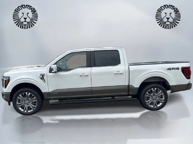 New 2026 Star White Metallic Tri-Coat Ford King Ranch® image 43