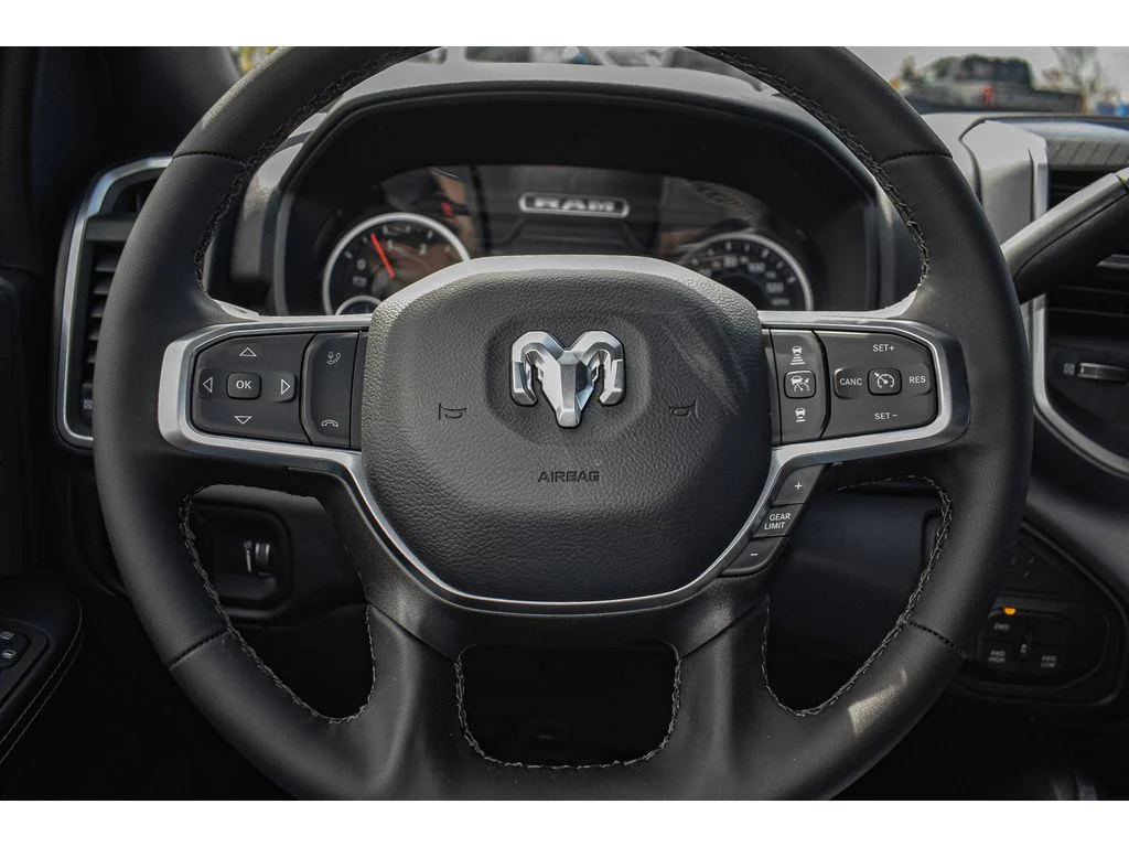 2025 RAM 2500 Big Horn - Photo 17