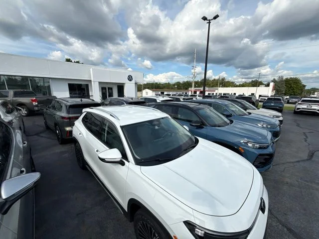 New 2026 Pure White Volkswagen 2.0T S image 8