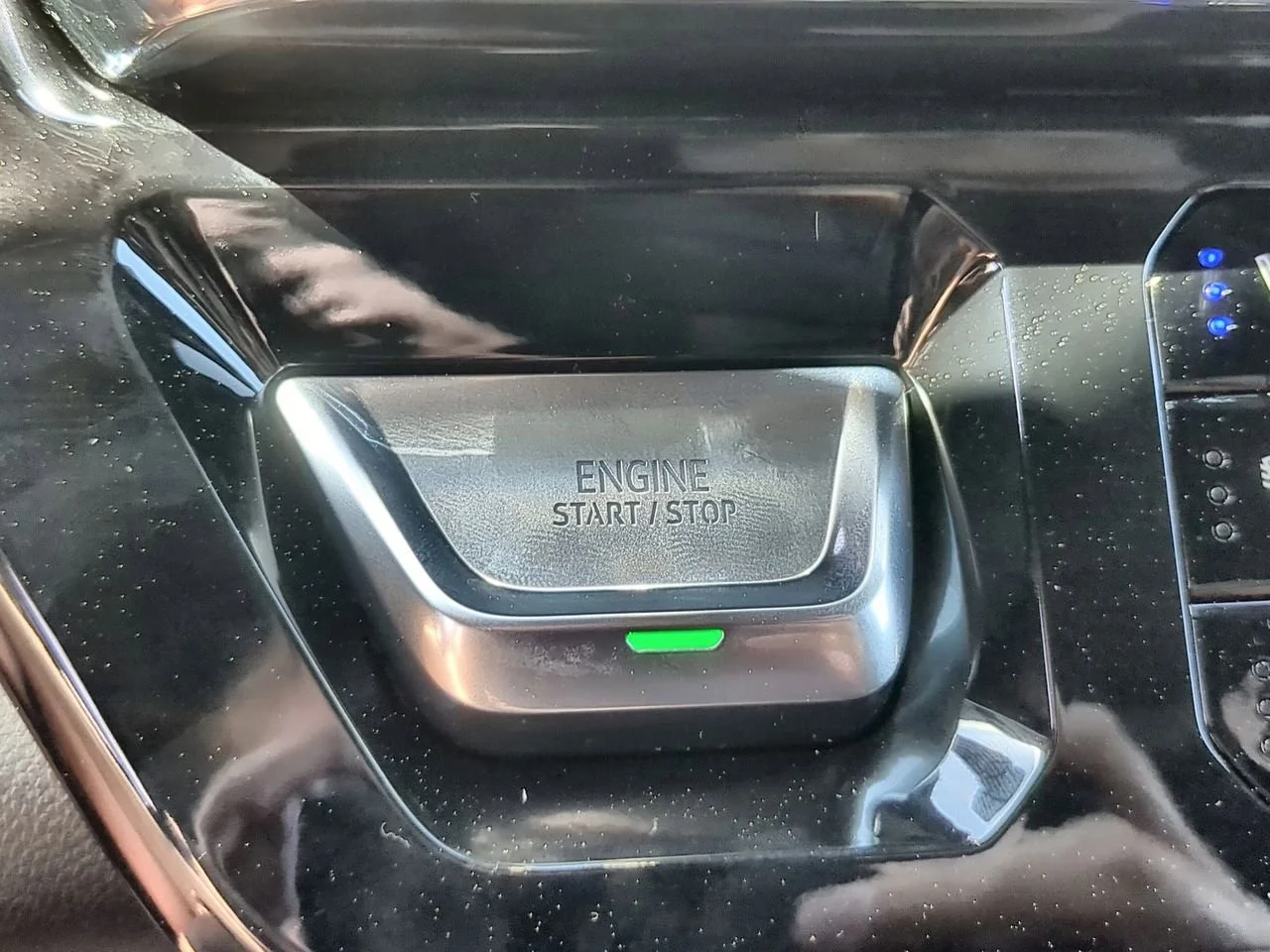 New 2026 Sterling Metallic GMC Denali DRW image 17
