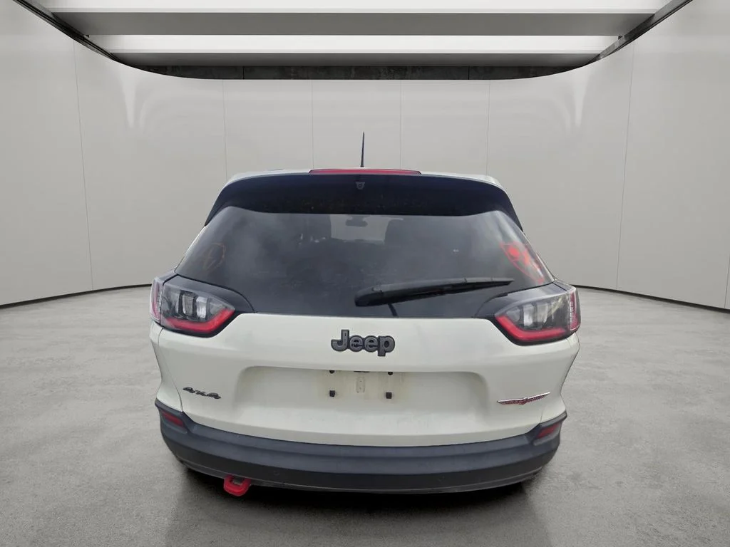 Used 2019 Pearl White Pearlcoat Jeep Trailhawk image 3
