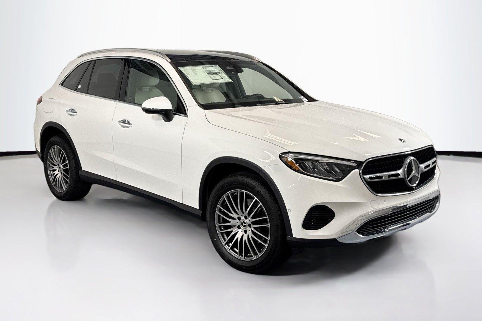 New 2026 Polar White Mercedes-Benz GLC 300 image 3